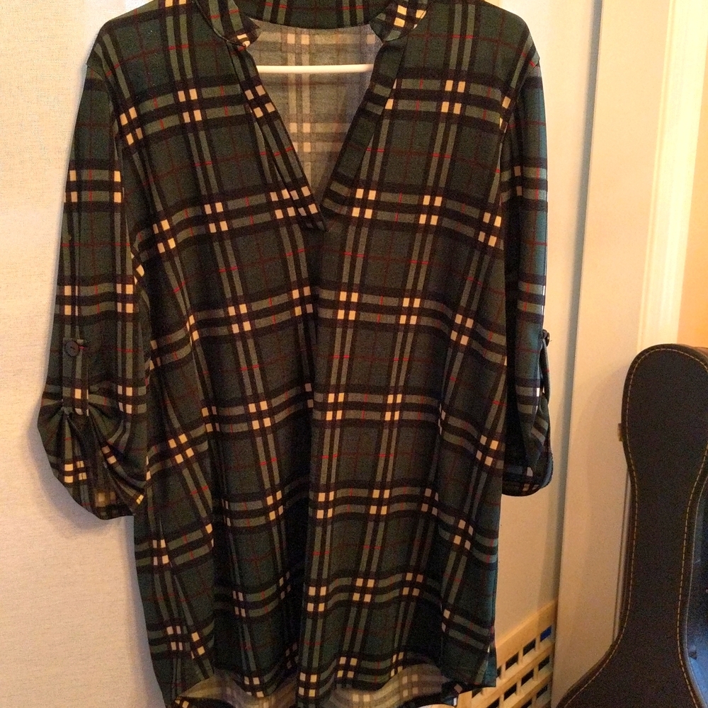 3/4 sleeve shirt